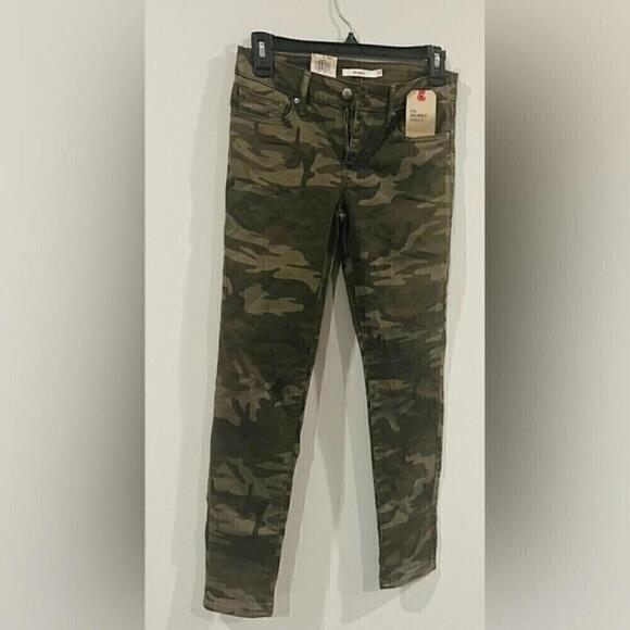 New LEVI'S Women's 711 Skinny Ankle, pants Jeans camo size 00, waist 24 - Picture 12 of 12